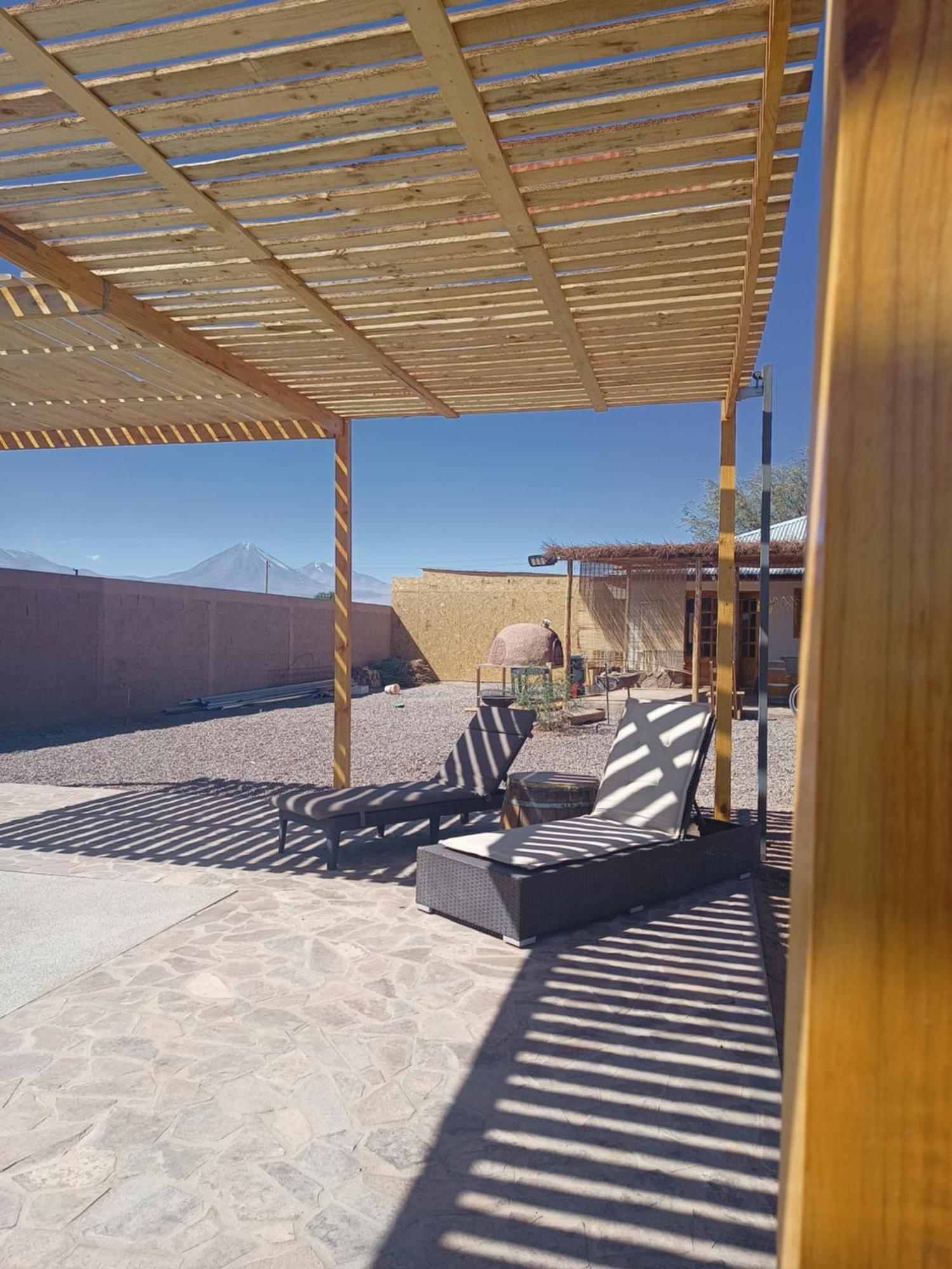 Tiunur Lodge Solor Екстериор снимка