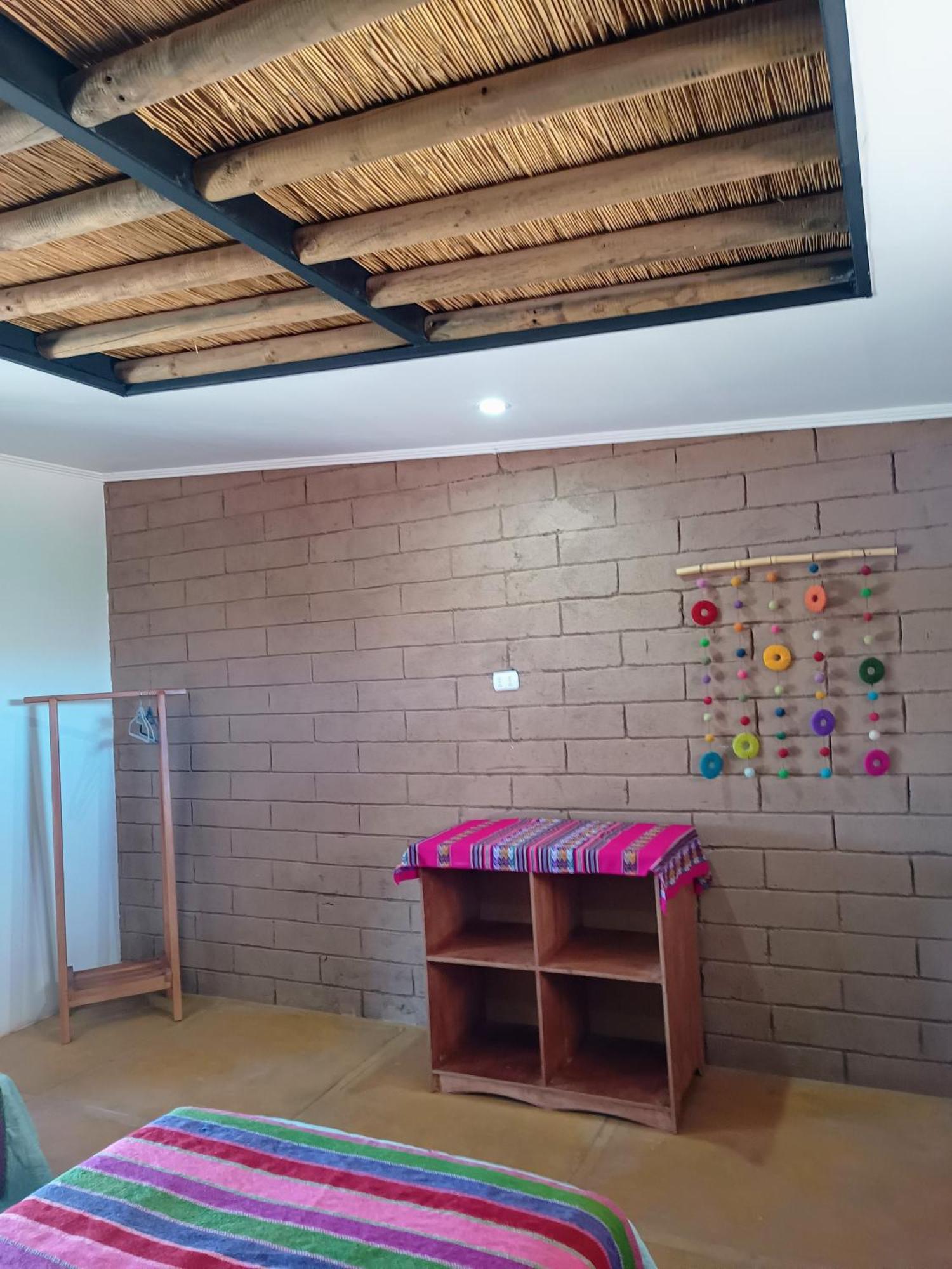 Tiunur Lodge Solor Екстериор снимка