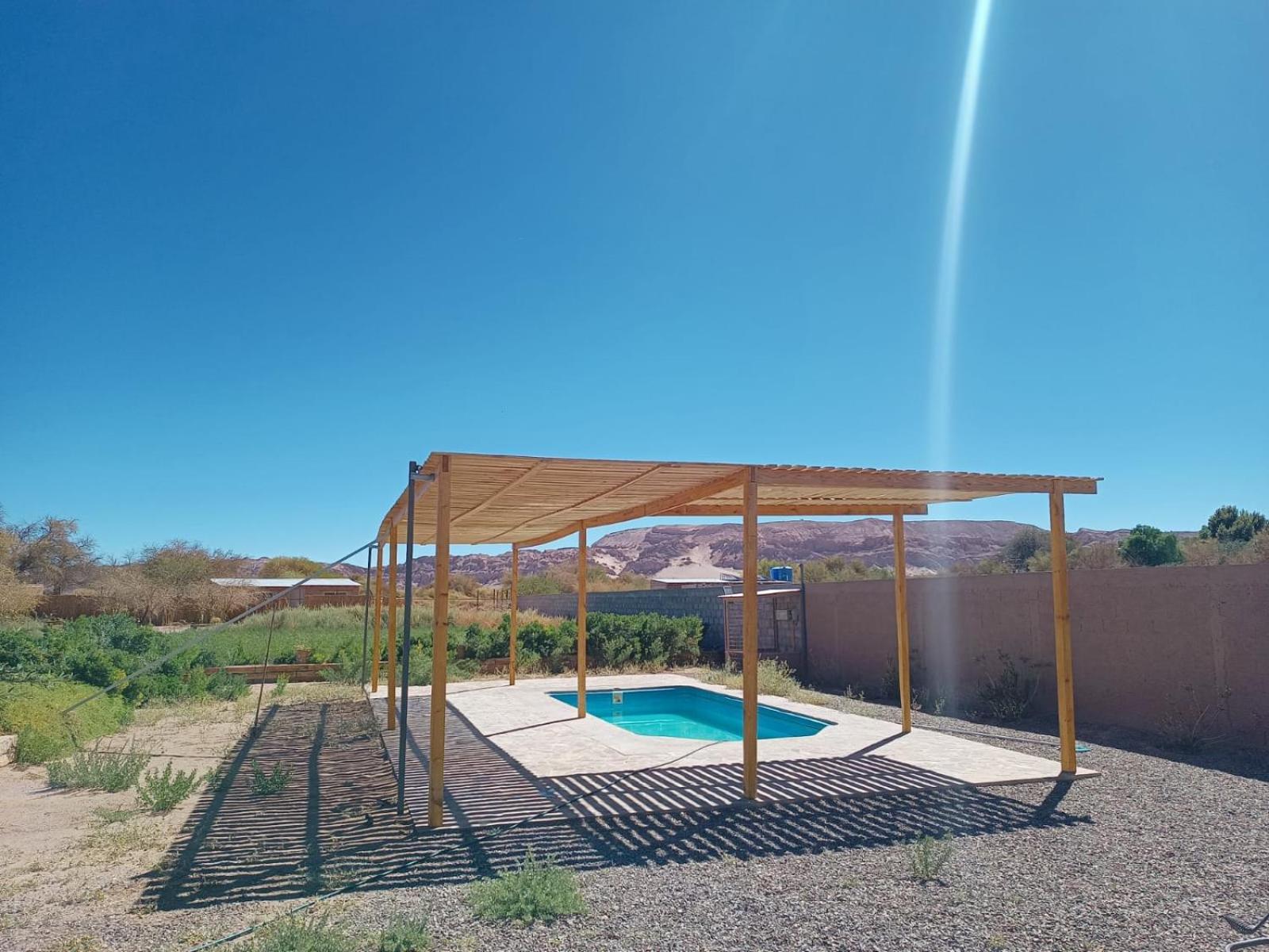 Tiunur Lodge Solor Екстериор снимка